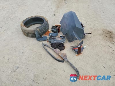 Zdjęcie 12 z 14 samochodu: 2011 CHEVROLET CAMARO LT VIN:2G1FG1ED6B9181758 - miniatura