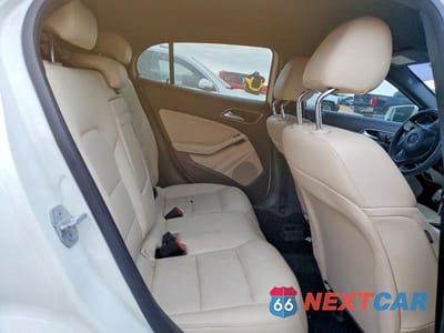 Zdjęcie 10 z 11 samochodu: 2017 MERCEDES-BENZ GLA 250 VIN:WDCTG4EB4HJ327124 - miniatura