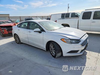 Czwarte zdjęcie samochodu z boku: 2017 FORD FUSION VIN:3FA6P0HD5HR366762 - miniatura