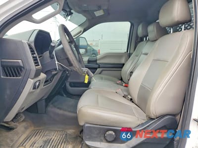 Zdjęcie 7 z 12 samochodu: 2018 FORD F450 SUPER DUTY VIN:1FDUF4GT2JEC41632 - miniatura