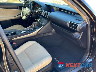 Piąte zdjęcie samochodu w środku: 2015 LEXUS IS 250 VIN:JTHBF1D21F5056760 - miniatura