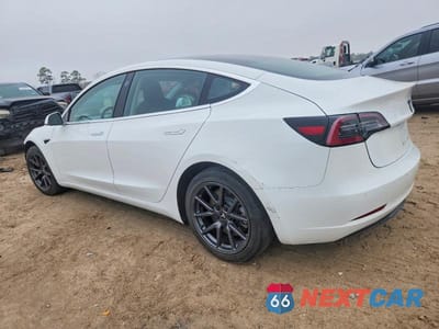 Drugie zdjęcie samochodu z przodu: 2018 TESLA MODEL 3 VIN:5YJ3E1EA9JF051893 - miniatura