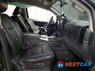 Zdjęcie 7 z 12 samochodu: 2015 NISSAN TITAN SL VIN:1N6BA0ED9FN502970 - miniatura