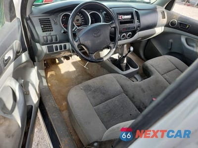 Zdjęcie 8 z 12 samochodu: 2006 TOYOTA TACOMA VIN:5TENX22N56Z259646 - miniatura