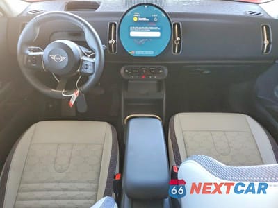 Zdjęcie 8 z 12 samochodu: 2025 MINI COUNTRYMAN S ALL4 VIN:WMZ23GA09S7P53558 - miniatura