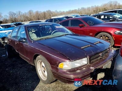 Czwarte zdjęcie samochodu z boku: 1996 CHEVROLET CAPRICE / IMPALA CLASSIC SS VIN:1G1BL52P2TR125985 - miniatura