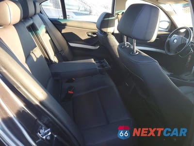 Zdjęcie 10 z 12 samochodu: 2007 BMW 328 I VIN:WBAVA37517NE27013 - miniatura