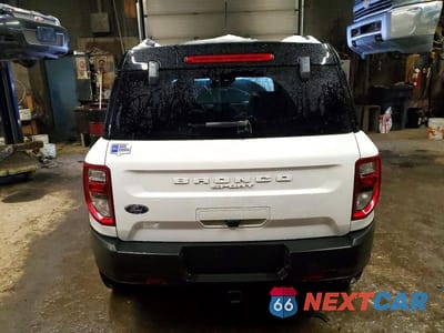 Zdjęcie 6 z 13 samochodu: 2023 FORD BRONCO SPORT BADLANDS VIN:3FMCR9D91PRD28369 - miniatura