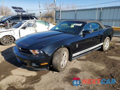 2010 FORD MUSTANG 1ZVBP8EN3A5133117 - główne zdjęcie licytacji z USA - miniatura