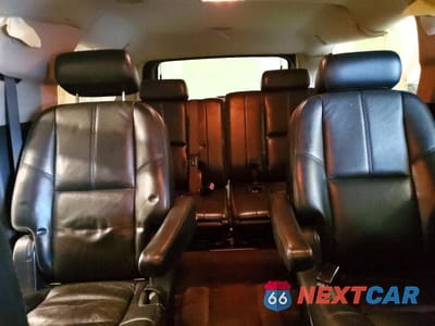 Zdjęcie 10 z 13 samochodu: 2007 CHEVROLET SUBURBAN K1500 VIN:3GNFK16387G148874 - miniatura