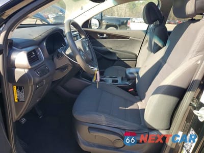 Zdjęcie 7 z 11 samochodu: 2016 KIA SORENTO LX VIN:5XYPG4A37GG002441 - miniatura