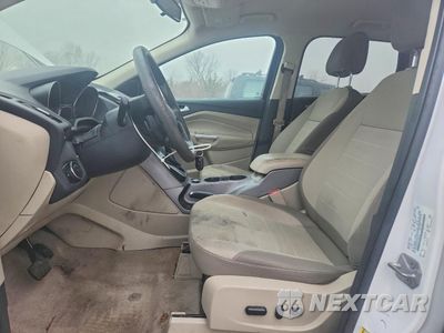 Zdjęcie 7 z 14 samochodu: 2014 FORD ESCAPE SE VIN:1FMCU0GXXEUA98745 - miniatura