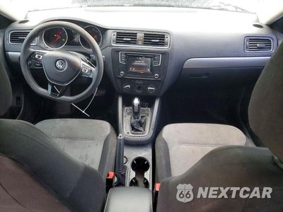 Zdjęcie 8 z 11 samochodu: 2017 VOLKSWAGEN JETTA S VIN:3VW2B7AJ8HM365177 - miniatura