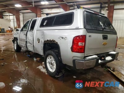 Drugie zdjęcie samochodu z przodu: 2013 CHEVROLET SILVERADO K1500 LT VIN:1GCRKSE76DZ413786 - miniatura