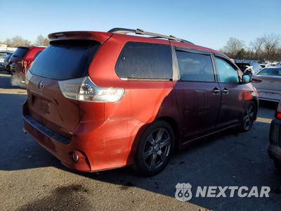 Trzecie zdjęcie samochodu z tyłu: 2017 TOYOTA SIENNA SE VIN:5TDXZ3DC0HS805287 - miniatura