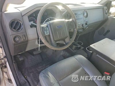Zdjęcie 8 z 12 samochodu: 2013 FORD F350 UTILITY / SERVICE TRUCK VIN:1FDRF3A6XDEB92462 - miniatura