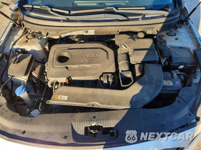 Zdjęcie 11 z 12 samochodu: 2015 HYUNDAI SONATA SPORT VIN:5NPE34AF7FH042586 - miniatura