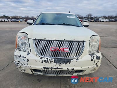 Piąte zdjęcie samochodu w środku: 2009 GMC YUKON DENALI VIN:1GKFK03209R230491 - miniatura