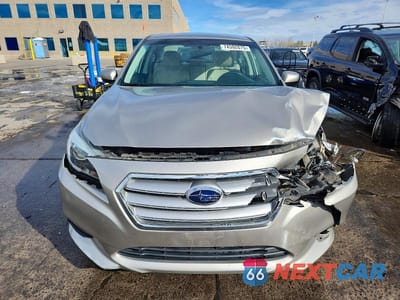Piąte zdjęcie samochodu w środku: 2017 SUBARU LEGACY 2.5I PREMIUM VIN:4S3BNAC67H3029926 - miniatura