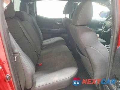 Zdjęcie 11 z 13 samochodu: 2019 TOYOTA TACOMA VIN:3TMCZ5AN5KM228649 - miniatura