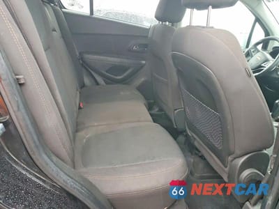 Zdjęcie 10 z 12 samochodu: 2020 CHEVROLET TRAX LS VIN:KL7CJKSB7LB023267 - miniatura