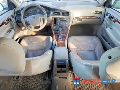 Zdjęcie 8 z 12 samochodu: 2005 VOLVO V70 VIN:YV1SW612X52513093 - miniatura