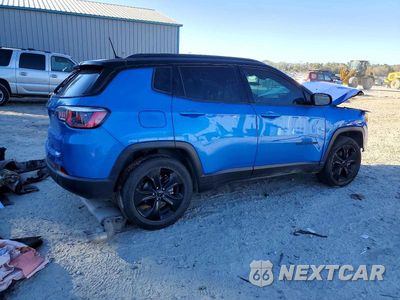 Trzecie zdjęcie samochodu z tyłu: 2019 JEEP COMPASS LATITUDE VIN:3C4NJCBB4KT676847 - miniatura