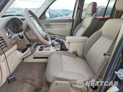 Zdjęcie 7 z 13 samochodu: 2010 JEEP LIBERTY SPORT VIN:1J4PN2GK1AW163154 - miniatura