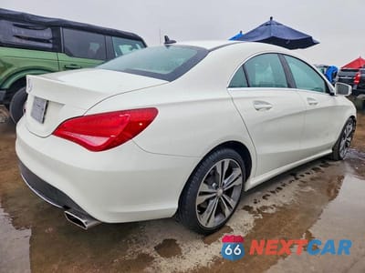 Trzecie zdjęcie samochodu z tyłu: 2016 MERCEDES-BENZ CLA 250 VIN:WDDSJ4EB9GN327006 - miniatura