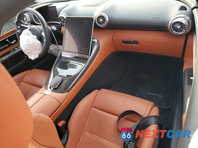 Zdjęcie 8 z 11 samochodu: 2022 MERCEDES-BENZ SL 63 AMG VIN:W1KVK8BBXNF003298 - miniatura