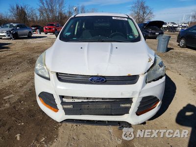 Piąte zdjęcie samochodu w środku: 2016 FORD ESCAPE S VIN:1FMCU0F72GUC03296 - miniatura