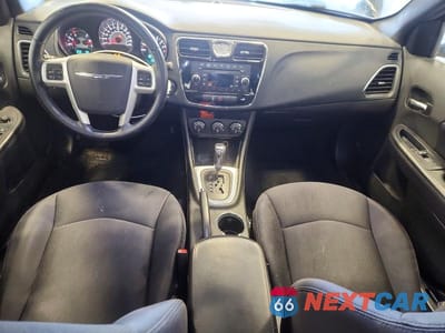 Zdjęcie 8 z 12 samochodu: 2013 CHRYSLER 200 TOURING VIN:1C3CCBBG2DN607945 - miniatura