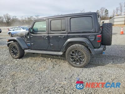 Drugie zdjęcie samochodu z przodu: 2022 JEEP WRANGLER UNLIMITED SAHARA 4XE VIN:1C4JJXP6XNW171220 - miniatura