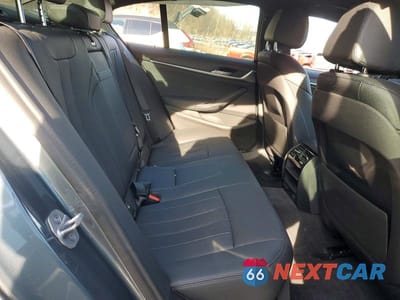 Zdjęcie 10 z 12 samochodu: 2022 BMW 530 XI VIN:WBA13BJ01NWX57691 - miniatura
