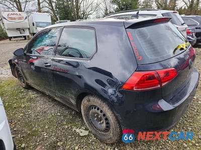 Drugie zdjęcie samochodu z przodu: 2015 VOLKSWAGEN GOLF VIN:3VW817AU8FM097476 - miniatura