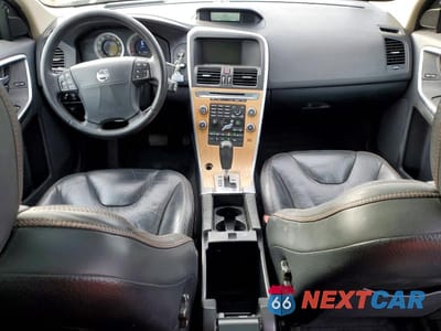Zdjęcie 8 z 13 samochodu: 2010 VOLVO XC60 T6 VIN:YV4992DZ9A2125597 - miniatura