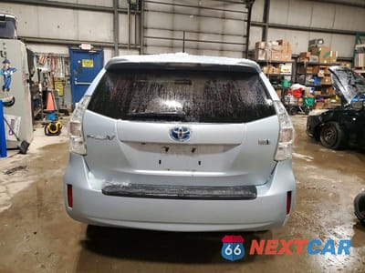 Zdjęcie 6 z 12 samochodu: 2012 TOYOTA PRIUS V VIN:JTDZN3EU3C3171690 - miniatura