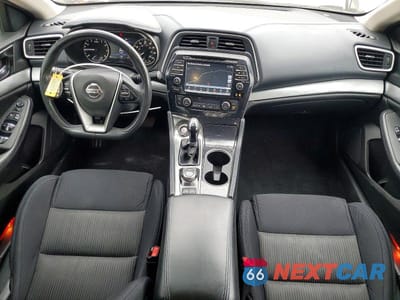 Zdjęcie 8 z 12 samochodu: 2018 NISSAN MAXIMA 3.5S VIN:1N4AA6AP7JC410090 - miniatura