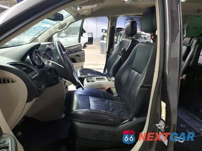 Zdjęcie 7 z 13 samochodu: 2015 CHRYSLER TOWN & COUNTRY TOURING VIN:2C4RC1BG8FR521240 - miniatura