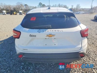 Zdjęcie 6 z 12 samochodu: 2025 CHEVROLET TRAX LS VIN:KL77LFEP1SC256337 - miniatura