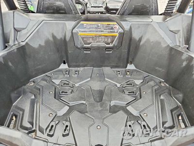 Zdjęcie 6 z 10 samochodu: 2021 CAN-AM MAVERICK SPORT X XC VIN:3JB1VAX48MK000687 - miniatura