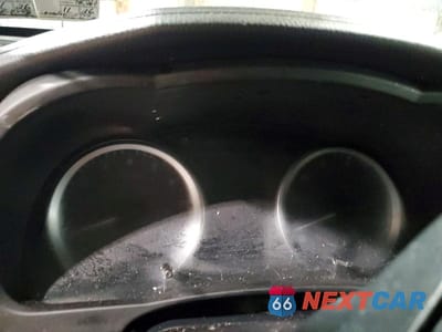 Zdjęcie 9 z 12 samochodu: 2018 TOYOTA HIGHLANDER LE VIN:5TDBZRFH6JS865697 - miniatura