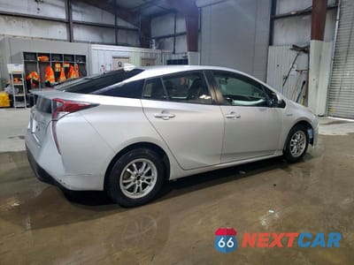 Trzecie zdjęcie samochodu z tyłu: 2016 TOYOTA PRIUS TWO VIN:JTDKBRFU6G3503509 - miniatura