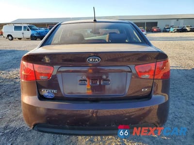 Zdjęcie 6 z 12 samochodu: 2010 KIA FORTE EX VIN:KNAFU4A24A5100500 - miniatura