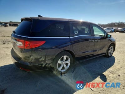 Trzecie zdjęcie samochodu z tyłu: 2018 HONDA ODYSSEY VIN:5FNRL6H53JB103305 - miniatura