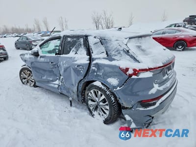 Drugie zdjęcie samochodu z przodu: 2025 AUDI Q4 E-TRON VIN:WA1GUAFZ6SP042692 - miniatura