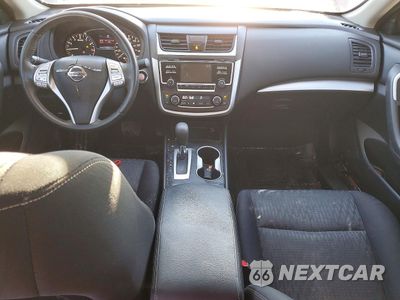 Zdjęcie 8 z 12 samochodu: 2017 NISSAN ALTIMA 2.5 VIN:1N4AL3AP9HC166770 - miniatura