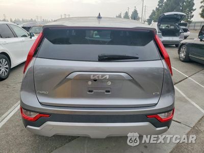 Zdjęcie 6 z 13 samochodu: 2023 KIA NIRO LX VIN:KNDCP3LE2P5069996 - miniatura