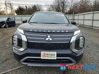 Piąte zdjęcie samochodu w środku: 2025 MITSUBISHI OUTLANDER SE VIN:JA4J4VA85SZ017749 - miniatura