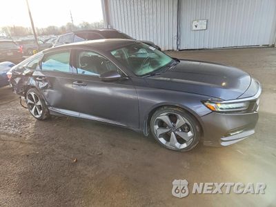 Czwarte zdjęcie samochodu z boku: 2018 HONDA ACCORD TOURING VIN:1HGCV1F9XJA087168 - miniatura